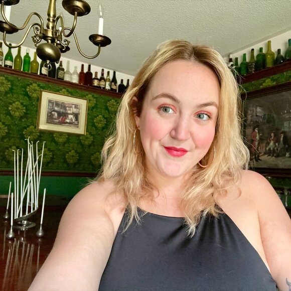 Meet your Posher, Rach & Bailey - Picture 1 of 7